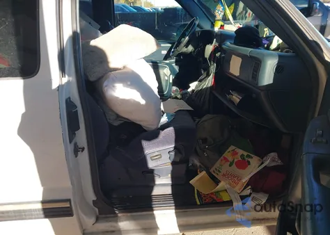 1999 Chevrolet Silverado 1500 Ls from USA, damaged, VIN 2GCEC19T1X1210900